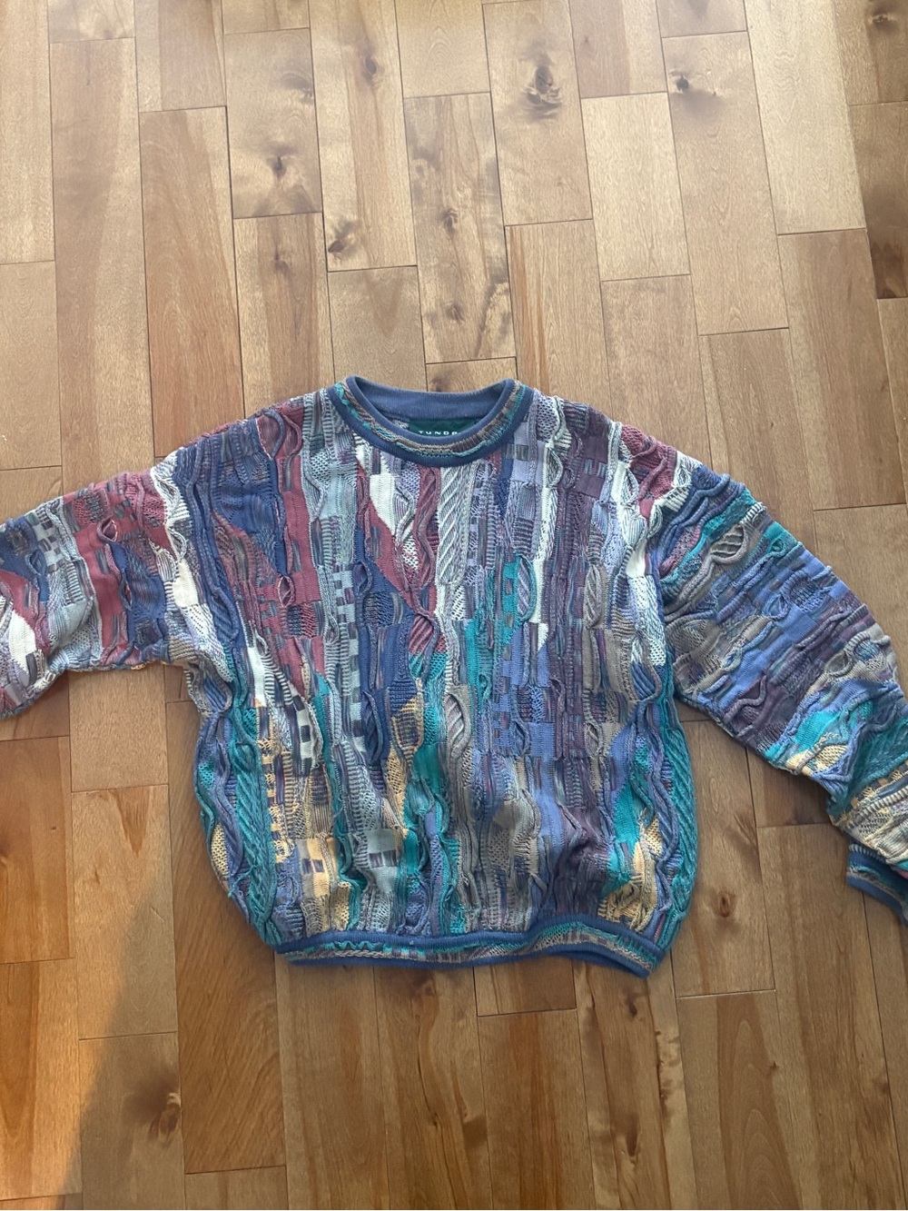 Vintage Tundra Canada 3D Knit Sweater